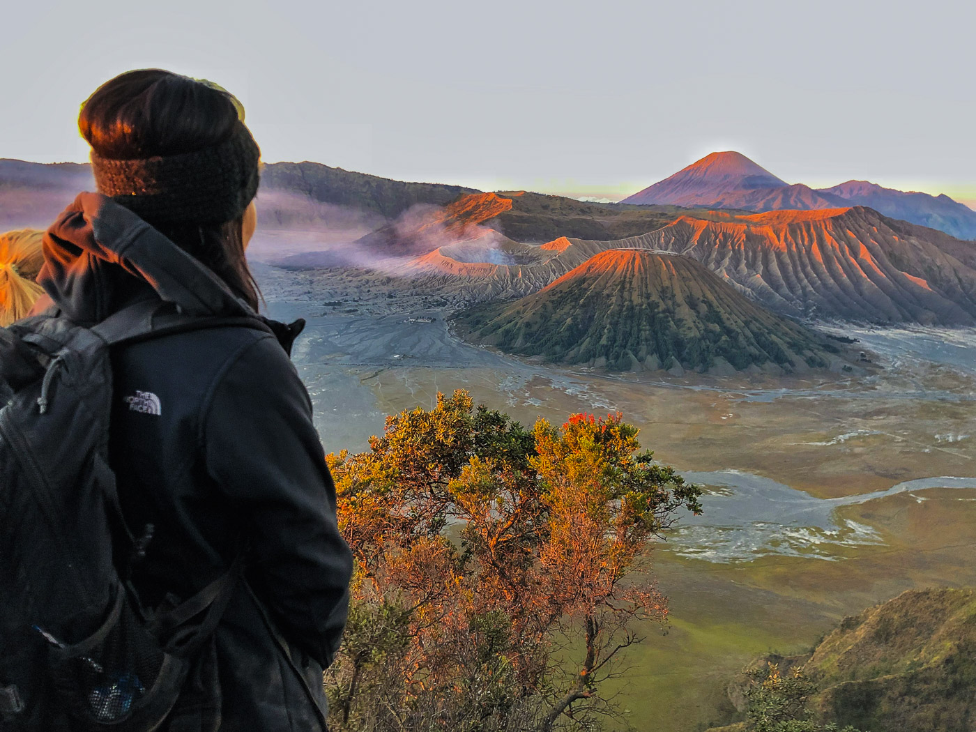 Mount_Bromo_Java_Indonesia_Active_Volcano_Hiking_Trekking_Solo_Travel_Blogger_The_Sassy_Pilgrim_Travel_Tips_Guide_Kawah_Ijen_Sulphuric_Lakes_Sunrise