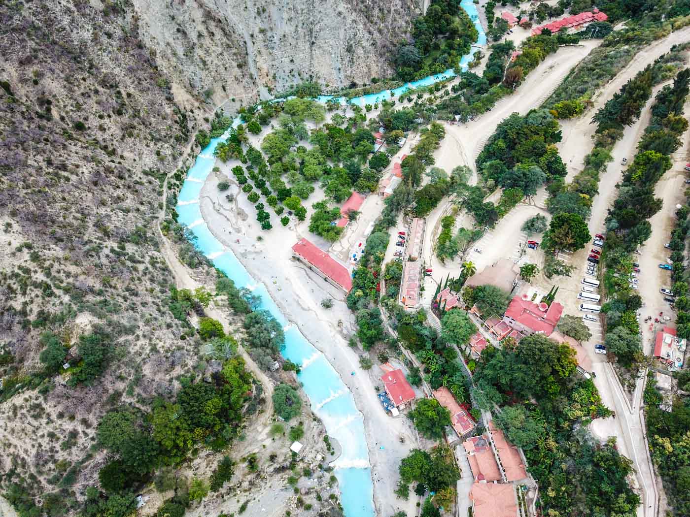 Grutos_Tolartongo_Mexico_City_Thermal_Hot_Springs_Mountains_Road_Trip_America_Blogs_Travel_Guide