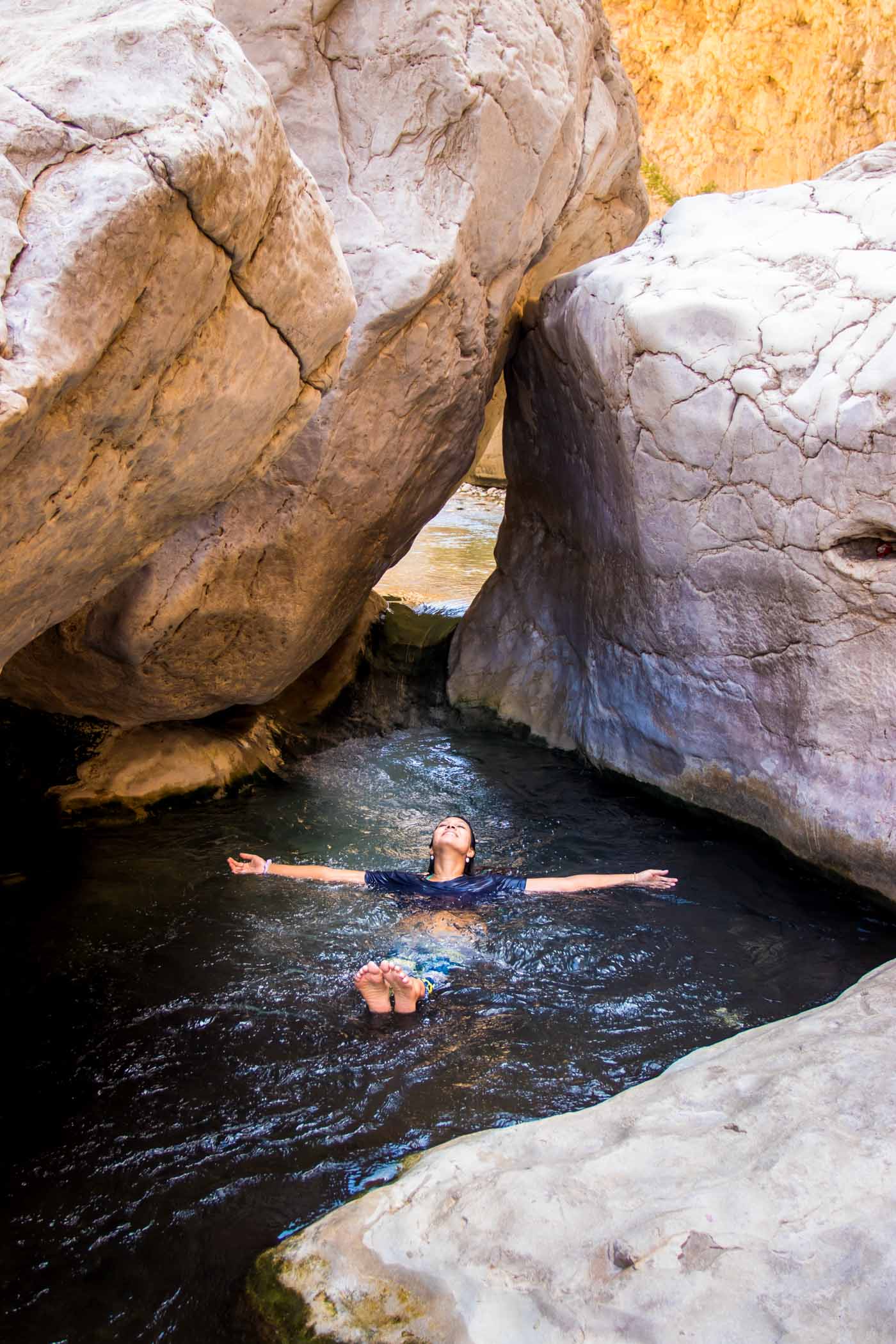 Oman_Muscat_Bimmah_Sinkhole_Road_Trip_Sinkhole_Natural_Pools_Wadis_Shab_Solo_Travel_